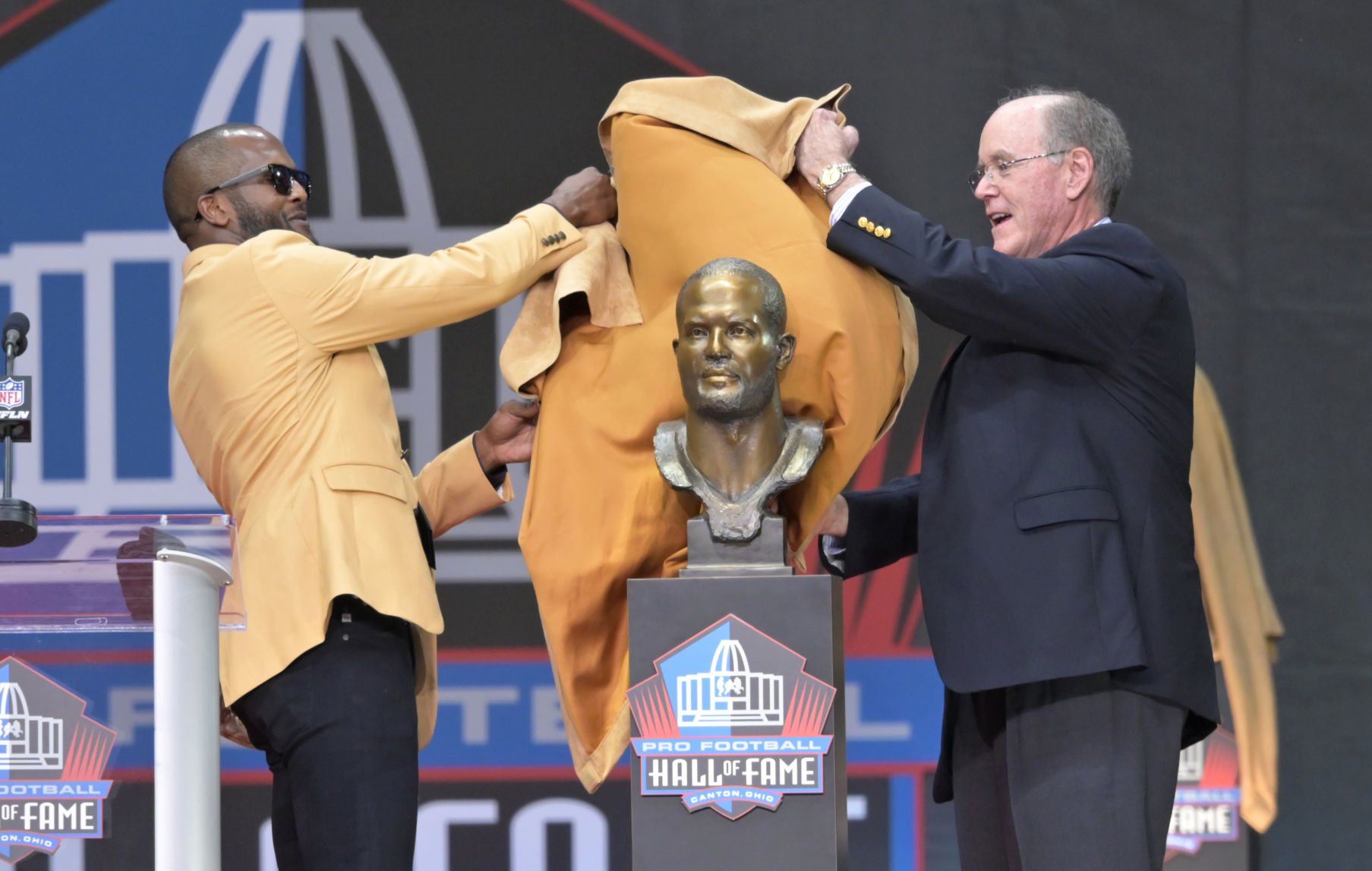 Hall of Fame Football